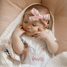 Load image into Gallery viewer, Snuggle bunny