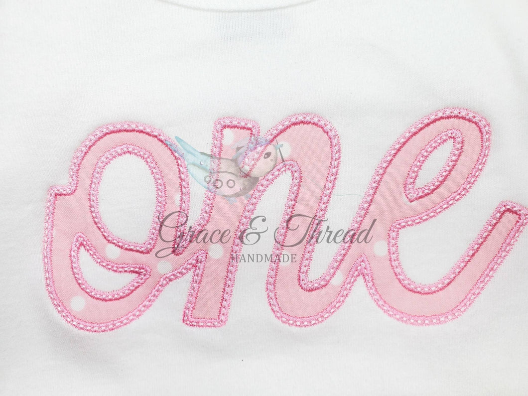 ONE Applique Polka Dot Bodysuit, first Birthday,1,primer cumpleaños,1st Birthday,pink birthday