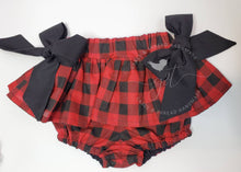 Load image into Gallery viewer, Christmas Skirt,Skirted Bloomers,Christmas outfit,Skirted christmas Bummies Bloomer,Bows,Toddler Skirt,Baby Girl Skirt,toddler,baby&#39;s first
